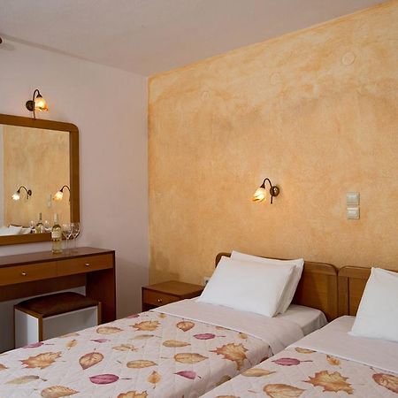 אצ'ארבי Residence Vista Del Mare מראה חיצוני תמונה
