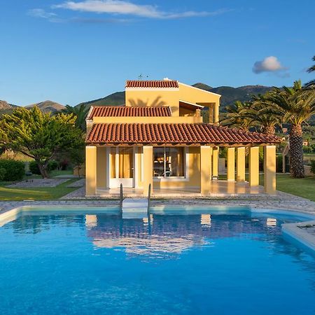 אצ'ארבי Residence Vista Del Mare מראה חיצוני תמונה