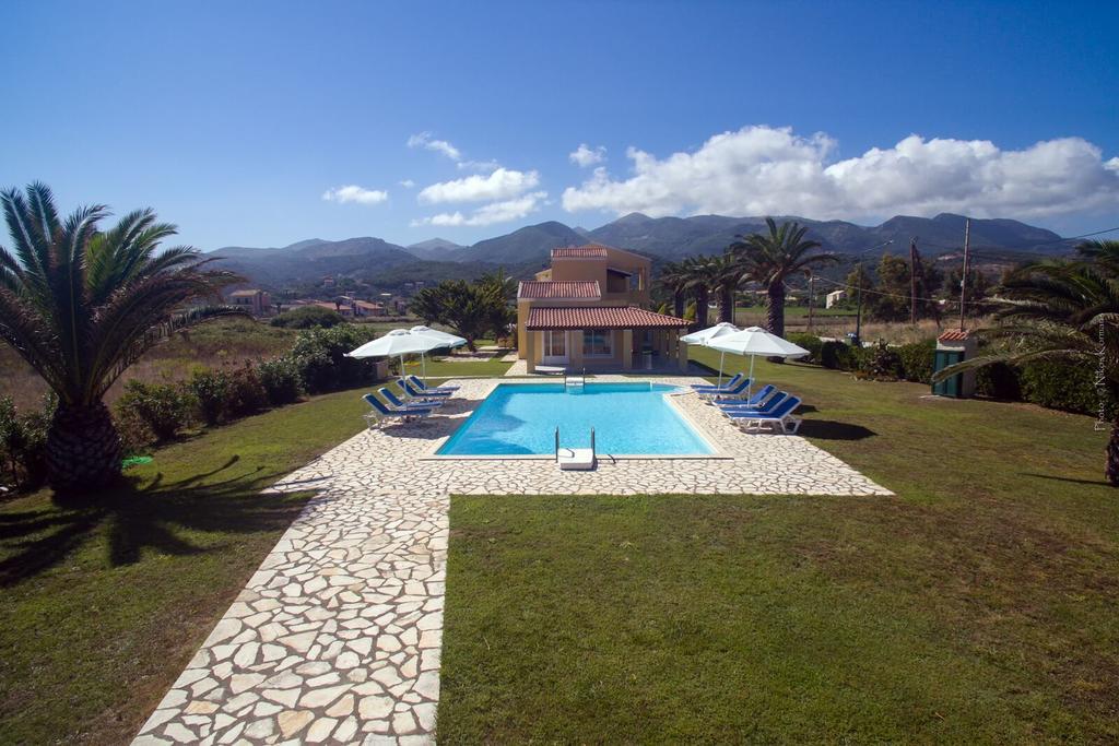 אצ'ארבי Residence Vista Del Mare מראה חיצוני תמונה