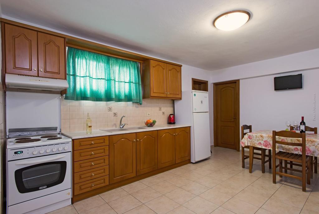 אצ'ארבי Residence Vista Del Mare מראה חיצוני תמונה