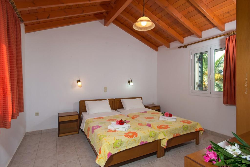 אצ'ארבי Residence Vista Del Mare מראה חיצוני תמונה