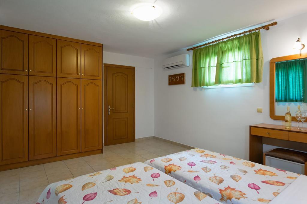אצ'ארבי Residence Vista Del Mare מראה חיצוני תמונה