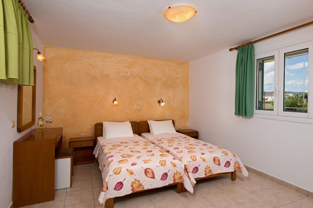 אצ'ארבי Residence Vista Del Mare מראה חיצוני תמונה